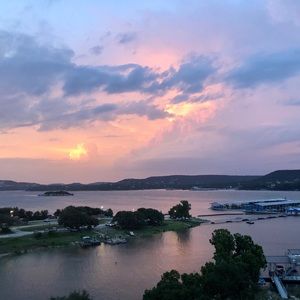 Meet your Posher, Dione